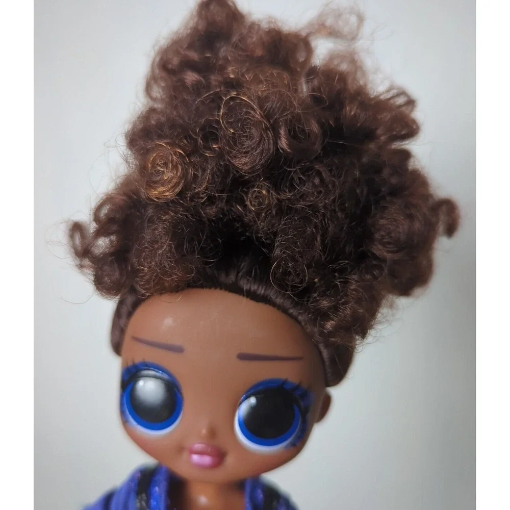 MGA L.O.L Surprise Doll OMG Miss Glam Missing Clothes and Accessories‎